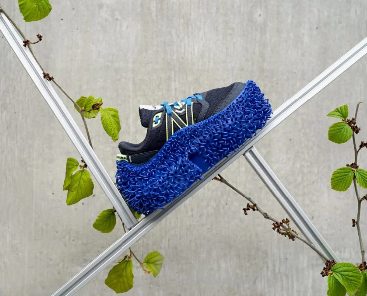 The outsole was manufactured by 3D printing. Image via Dezeen.