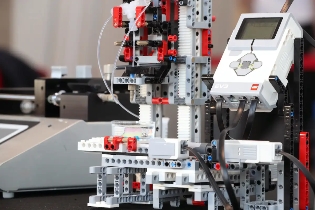The Cardiff University Lego 3D bioprinter. Photo via Cardiff University