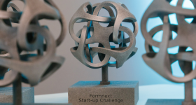 Formnext 2023 Start-up challenge trophy. Photo via Messago Messe Frankfurt GmbH/Marc Jacquemin.