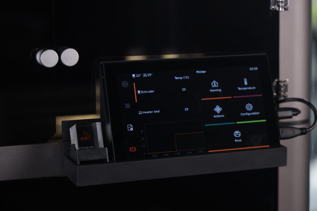 The Magneto X's user interface. Photo via Peopoly.