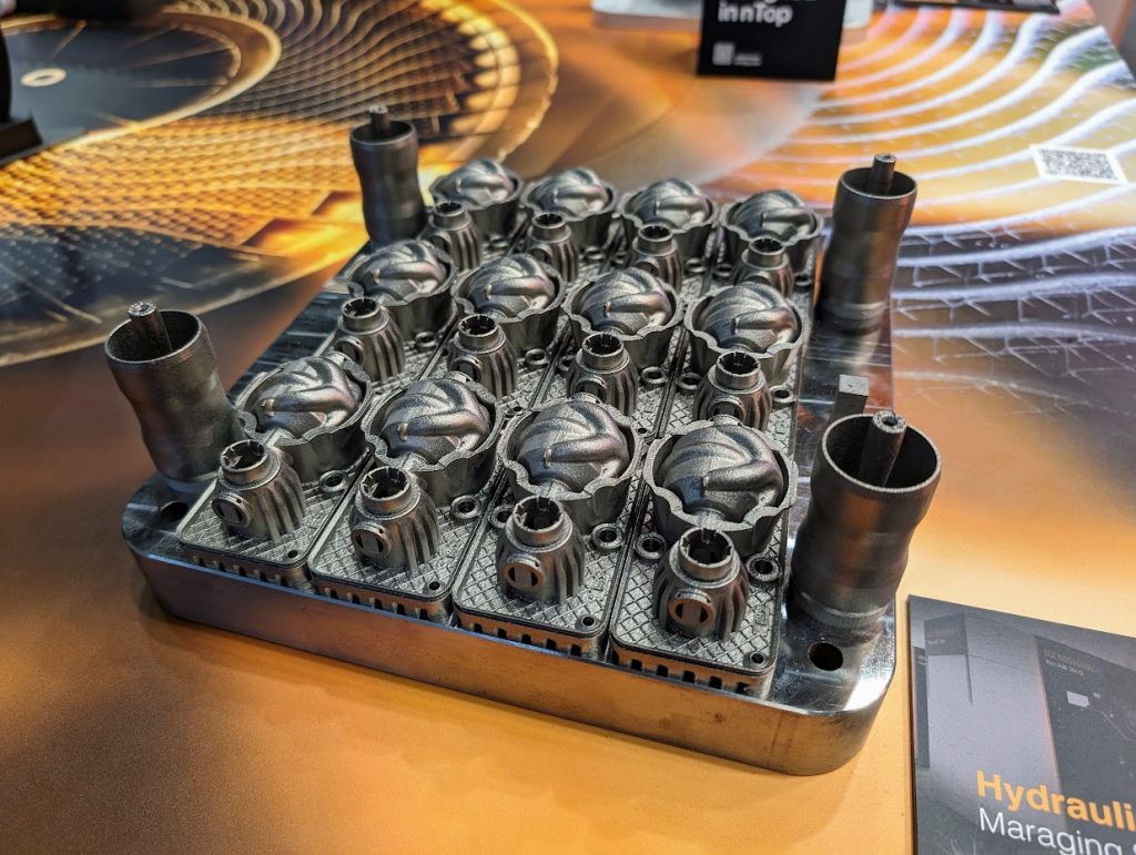 Domin S6 Pro hydraulic valve in maraging steel by Renishaw. Photo by Michael Petch.
