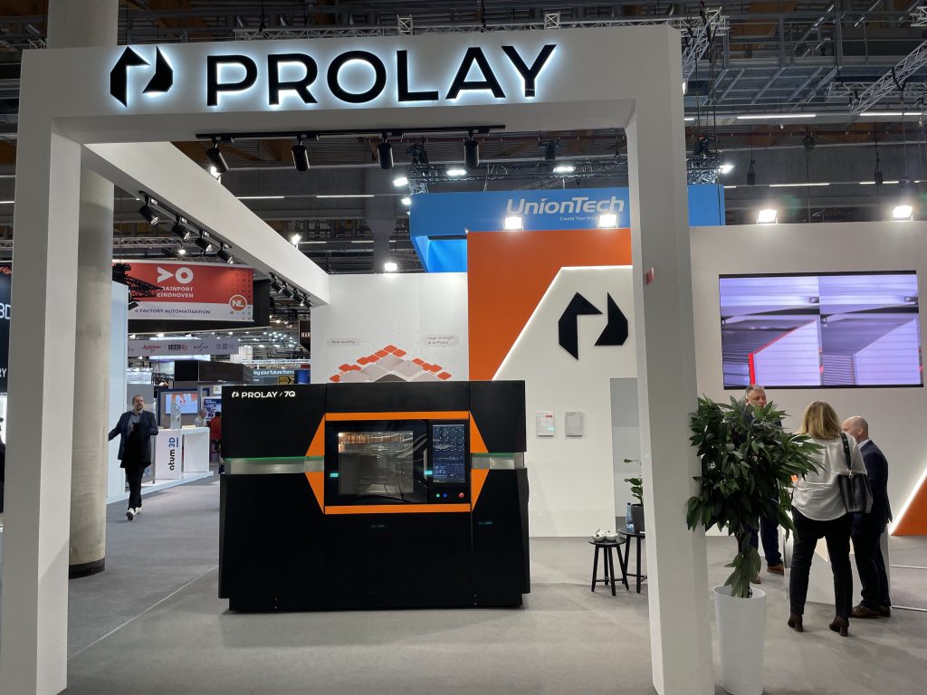 The PROLAY 7Q industrial 3D printer. Photo via Prolay.