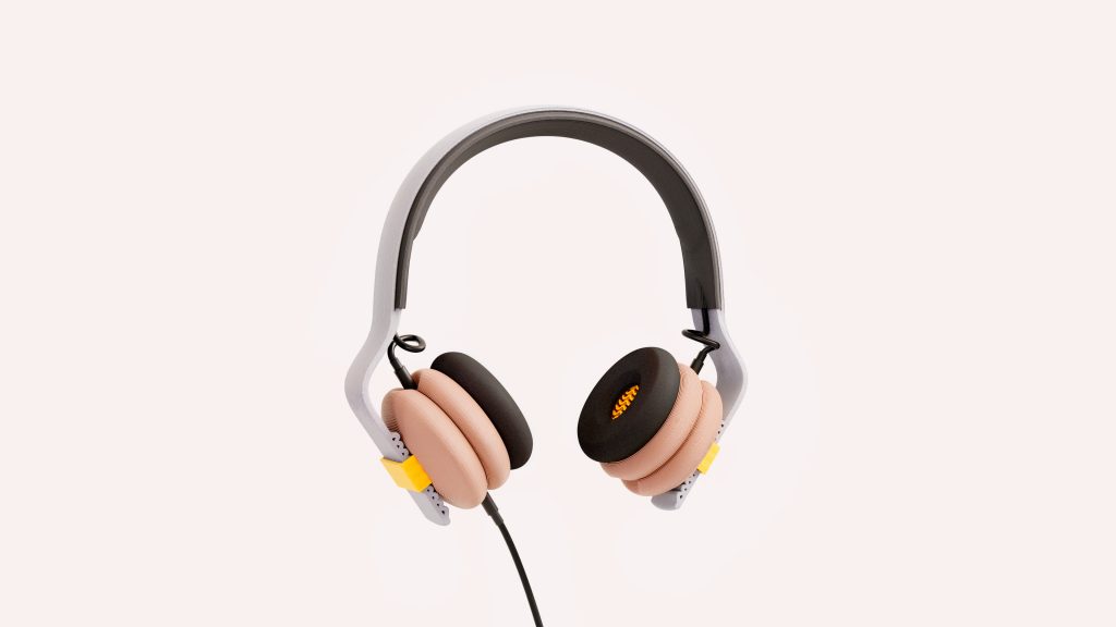 Kibu's sustainable 3D printed headphones. Photo via Kibu.