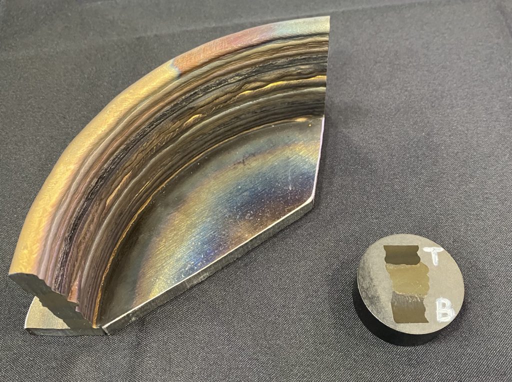 قطعه چند ماده ای ترکیبی از 316 لیتر و نیکل آلومینیوم برنز، چاپ سه بعدی بر روی MiniWAAM.