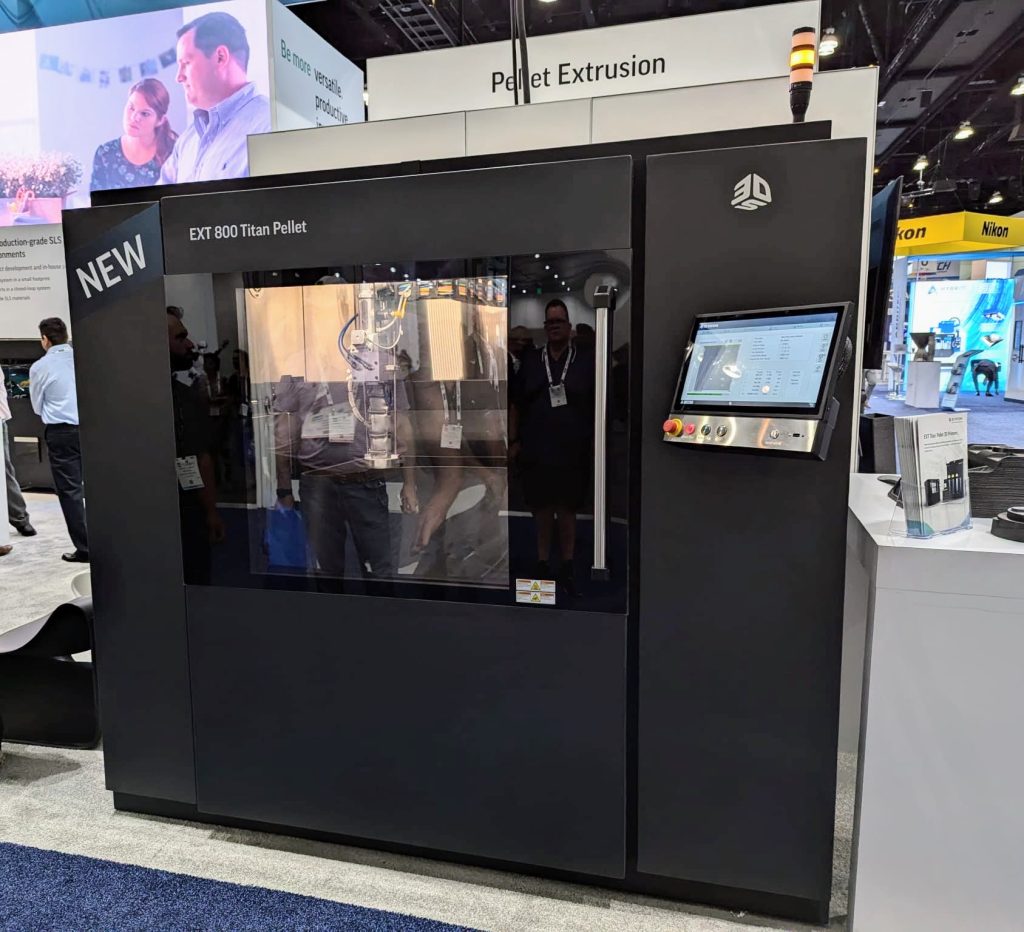 3D Systems' new EXT 800 Titan Pellet 3D printer. Photo by 3D Printing Industry.