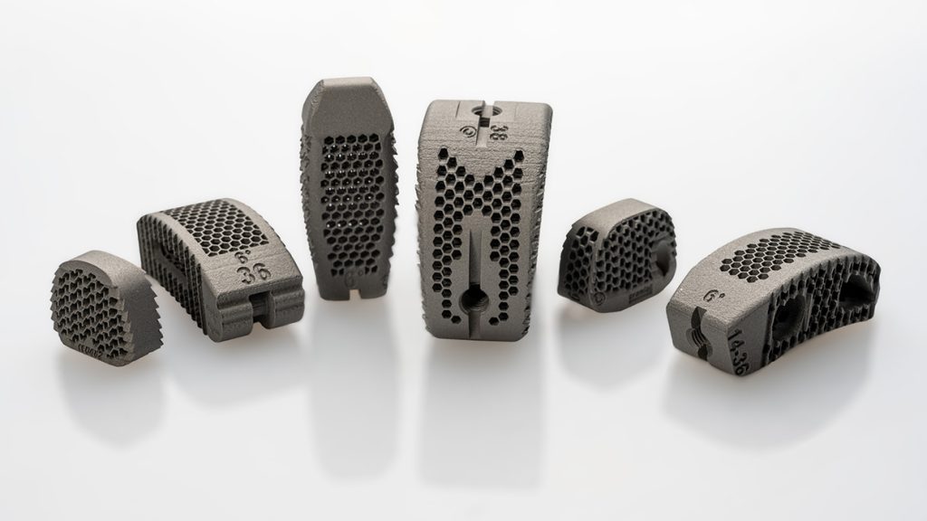 A selection of Amnovis-3D printed implants. Image via Amnovis.