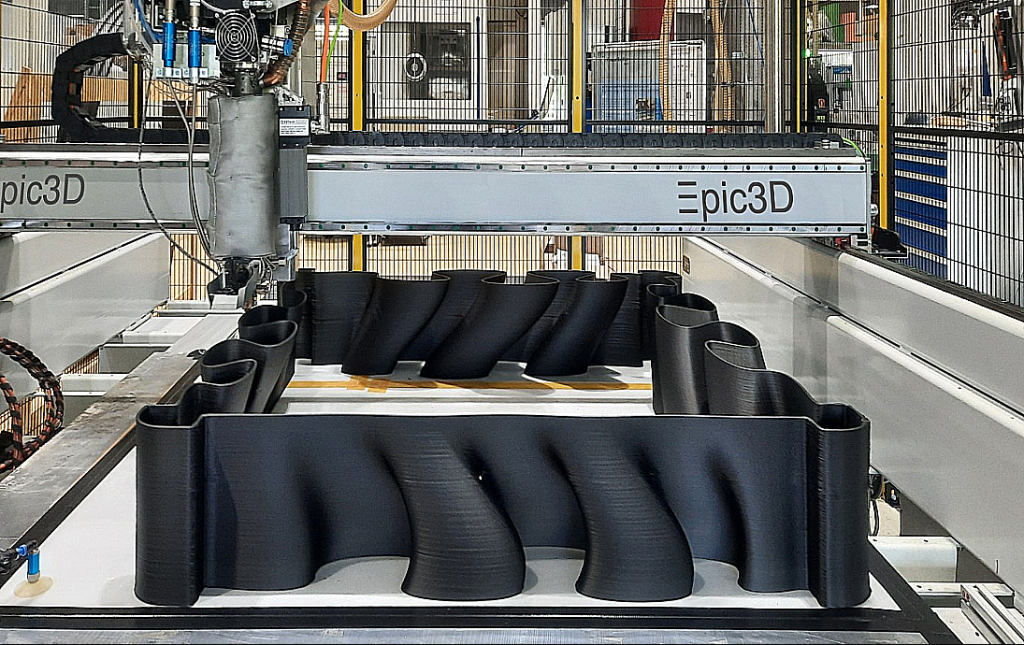 The new portal printer Epic3D enables the additive manufacturing of large-size components. Photo via Fraunhofer IWU.