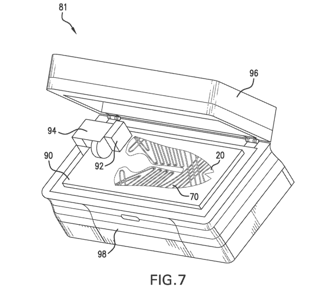 Nike's newly patented footwear 3D printing process. Image via the United States Patent and Trademark Office.