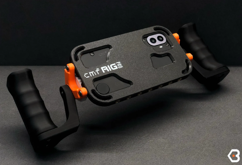 The Ultimate Magnetic Camera Cage for CMF Phone 2 PRO. Photo via user 3D Kimba/Printables.