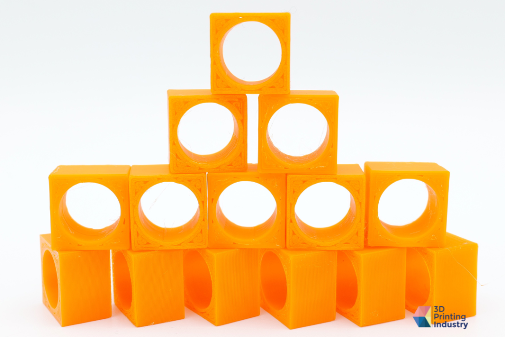 3D printed repeatability test parts. Photos by 3D Printing Industry