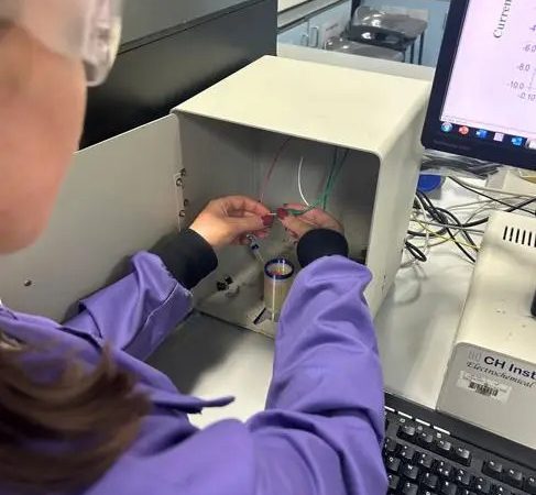 University of Brighton develops low-cost 3D printed medical sensors. Photo via University of Brighton.